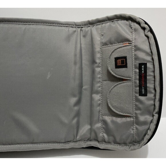 Lowepro Slingshot 202 AW DSLR Camera Sling Bag Backpack Black All Weather - Picture 10 of 15